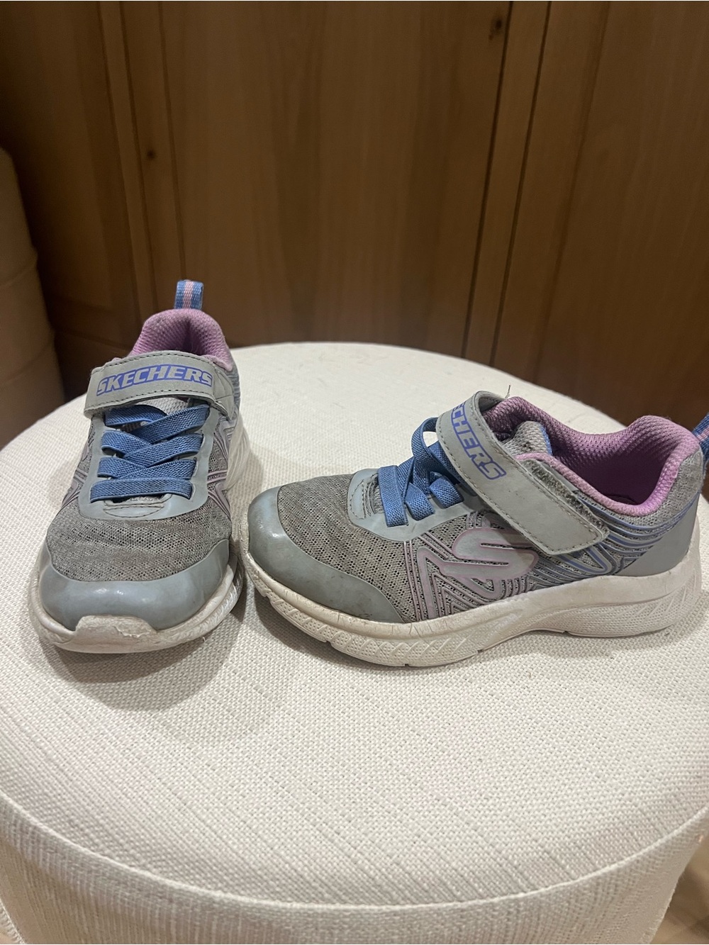 Skechers Kids Gray & Purple Light Athletic Sneakers with Blue Laces
